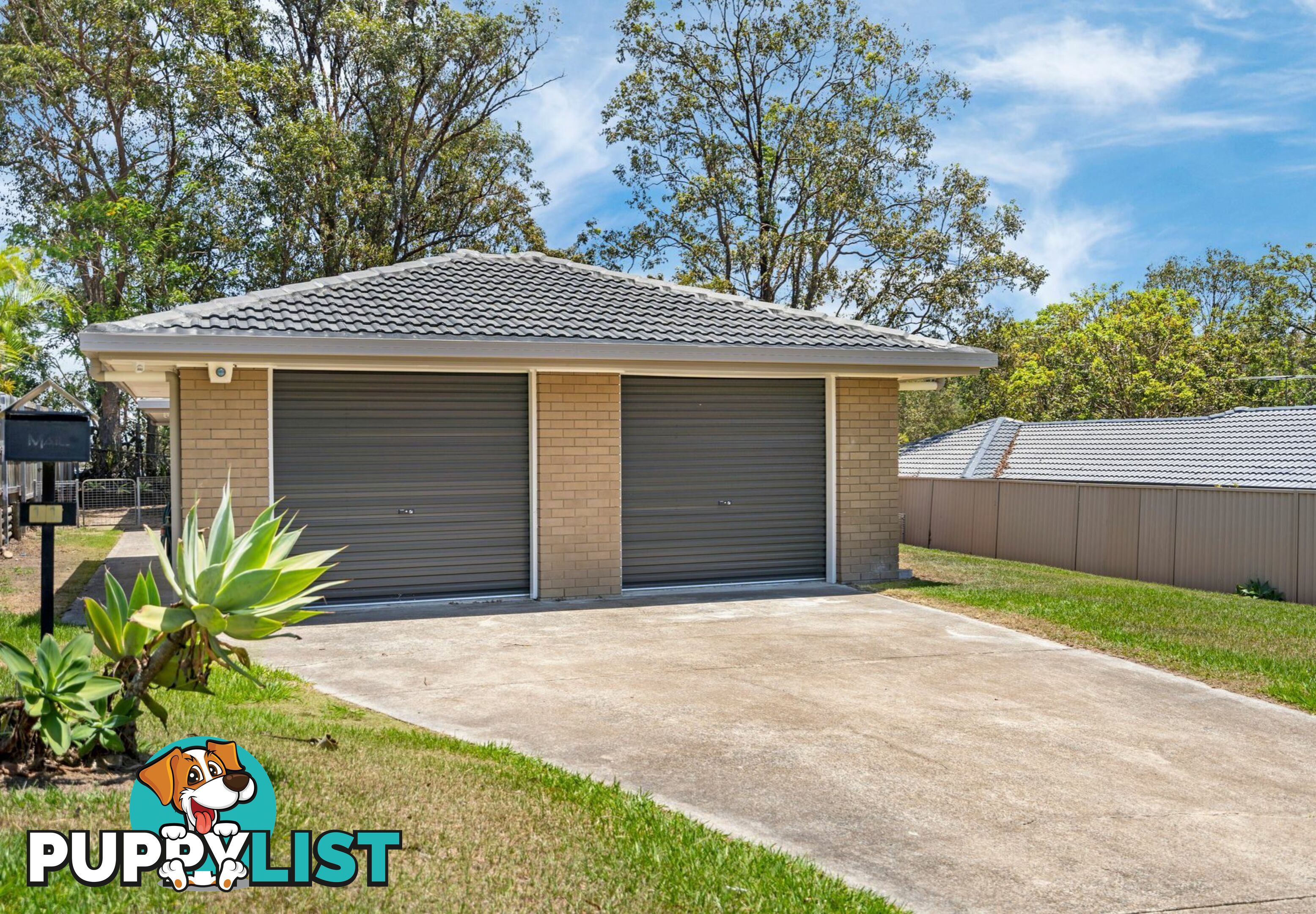 11 Dellwood Street NATHAN QLD 4111