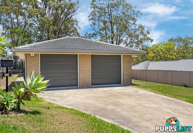 11 Dellwood Street NATHAN QLD 4111