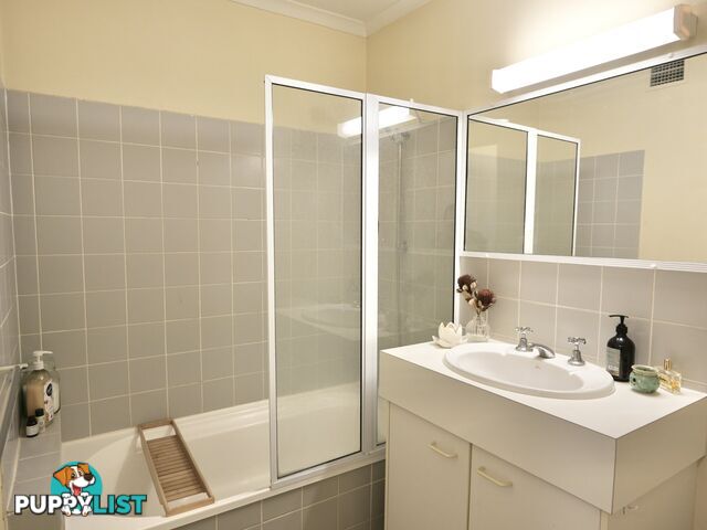 2/20 Chester Street HIGHGATE HILL QLD 4101