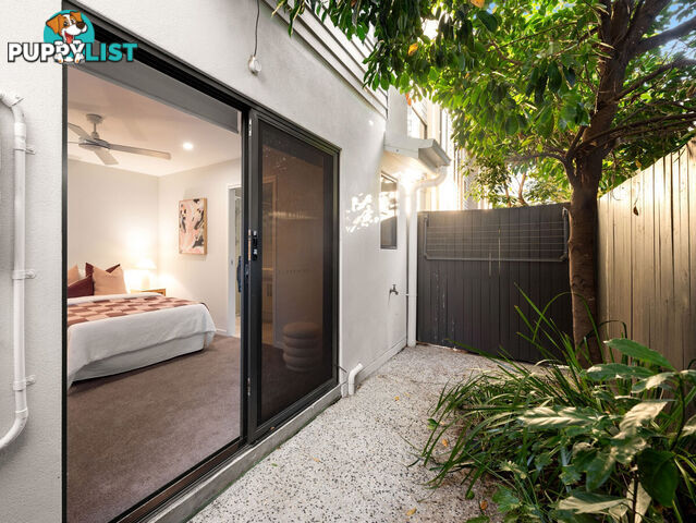 4/14 Blackburn Lane MOOROOKA QLD 4105