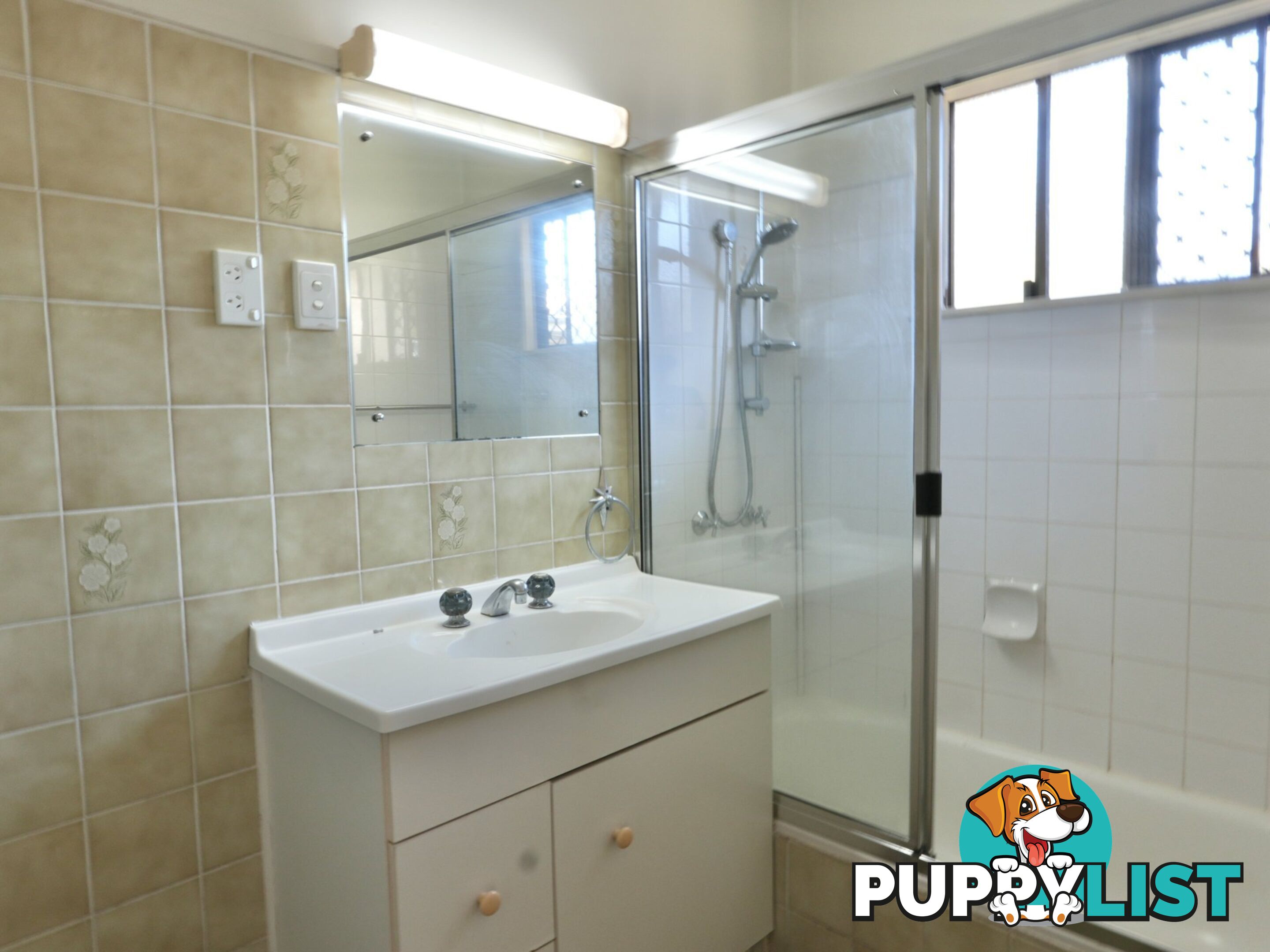 104 Lang Street SUNNYBANK HILLS QLD 4109