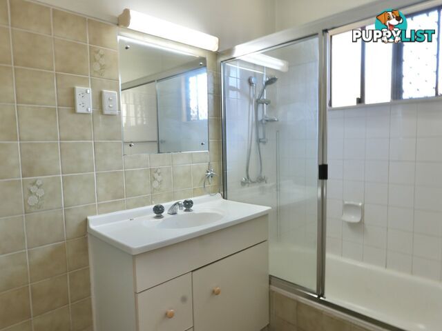 104 Lang Street SUNNYBANK HILLS QLD 4109
