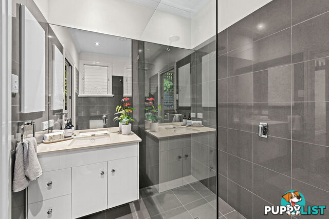 71 Cavan Street ANNERLEY QLD 4103