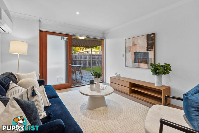 2/15 Park Road YERONGA QLD 4104
