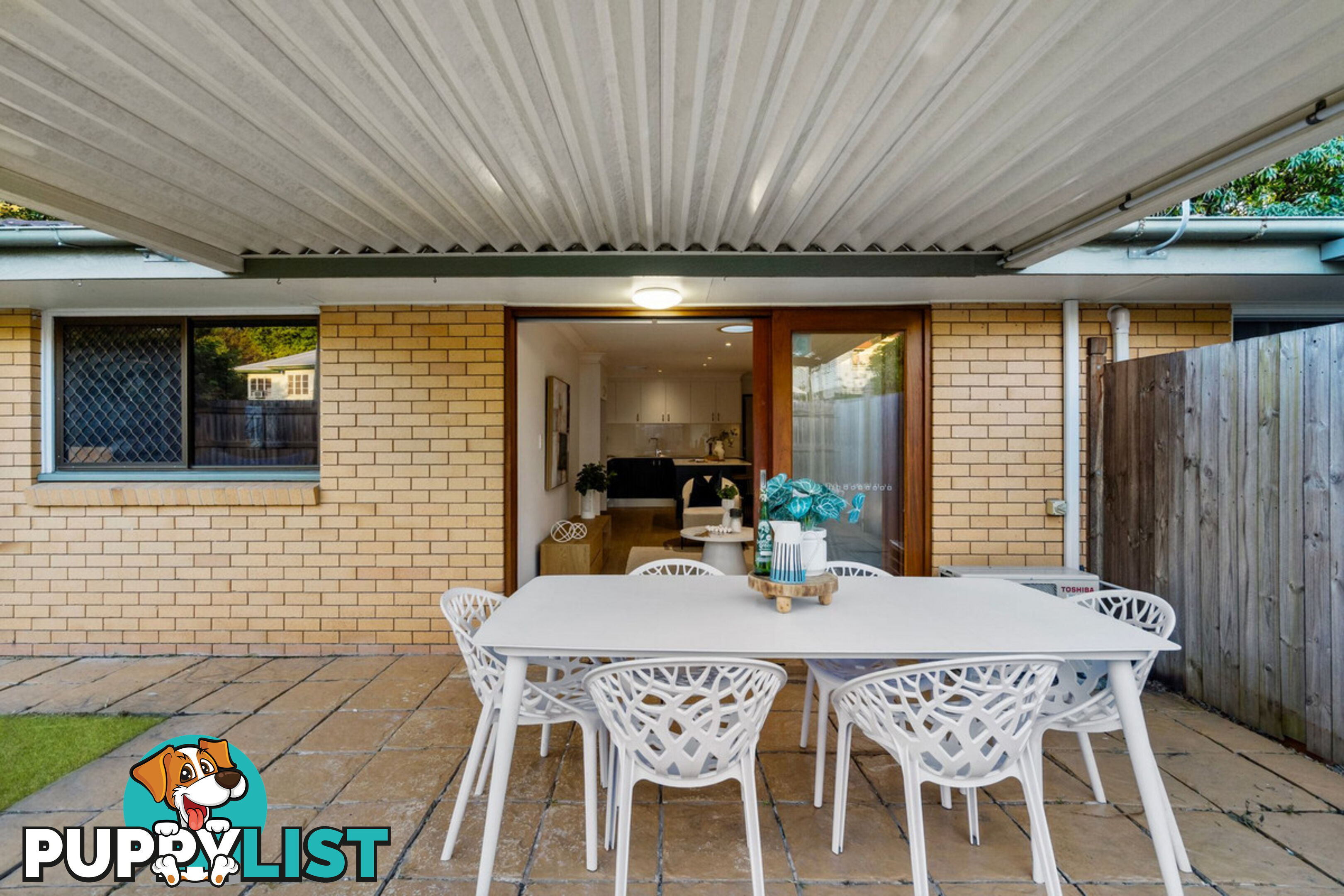 2/15 Park Road YERONGA QLD 4104