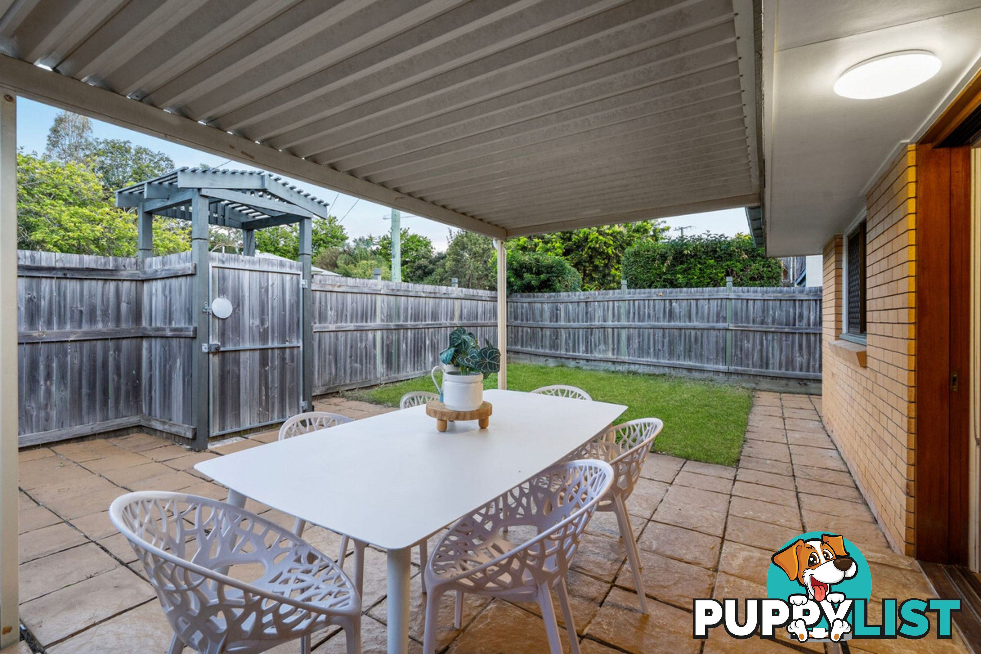 2/15 Park Road YERONGA QLD 4104