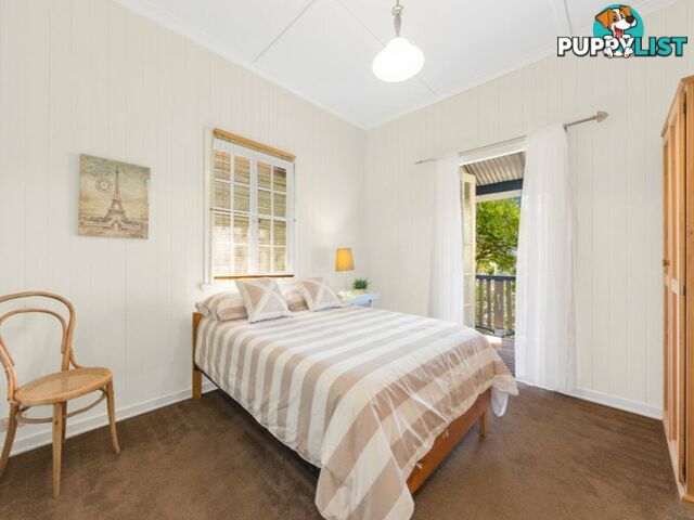 50 Railway Terrace DUTTON PARK QLD 4102