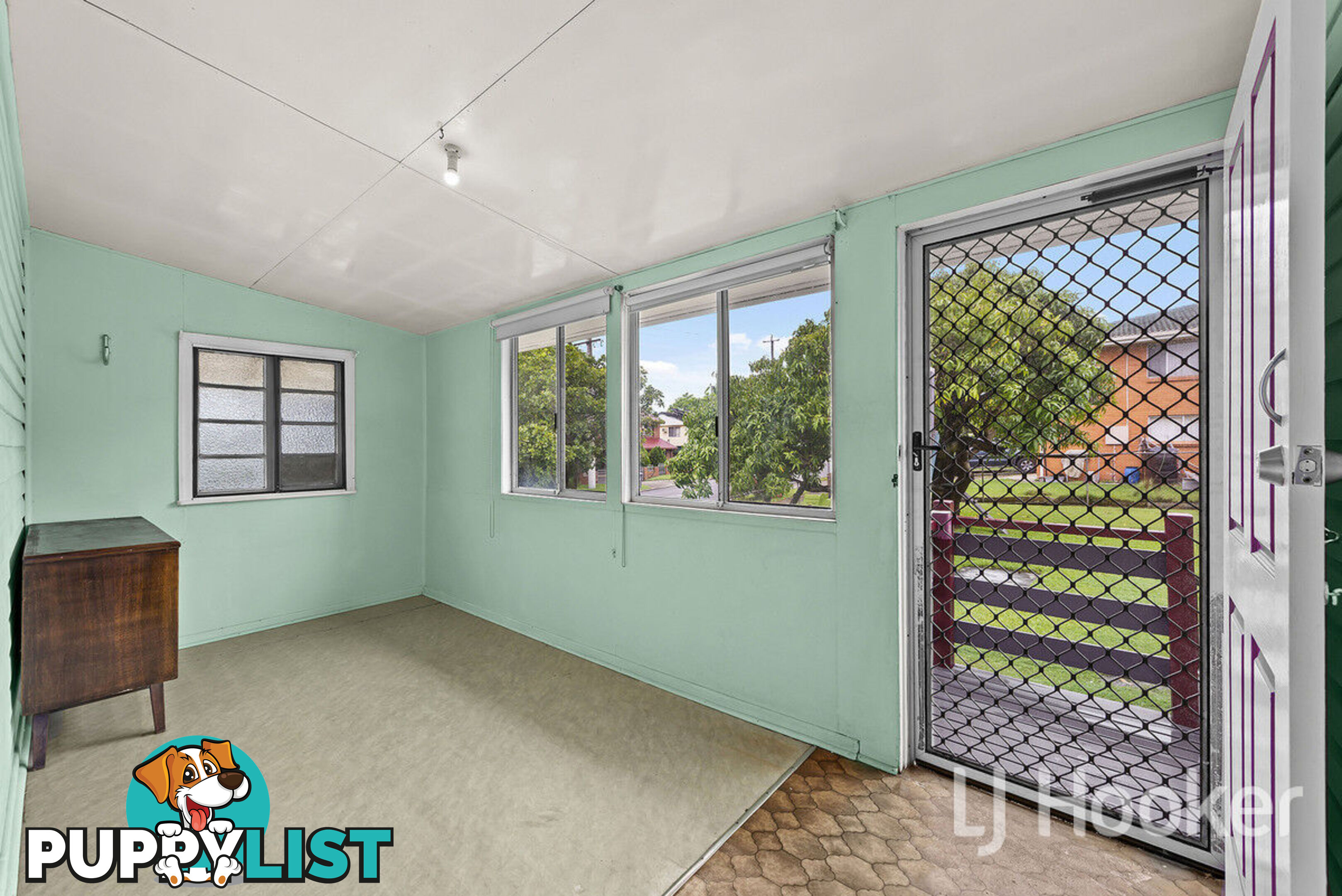 97 Rowe Terrace DARRA QLD 4076