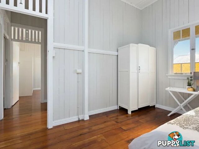 33 Ashby Street FAIRFIELD QLD 4103