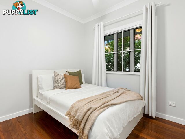 12 Allamanda Street FAIRFIELD QLD 4103