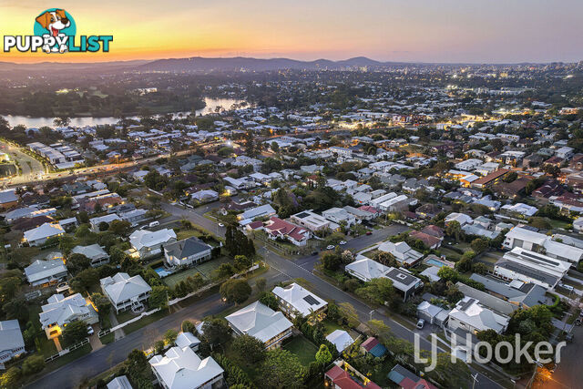 29 Wingarra Street YEERONGPILLY QLD 4105