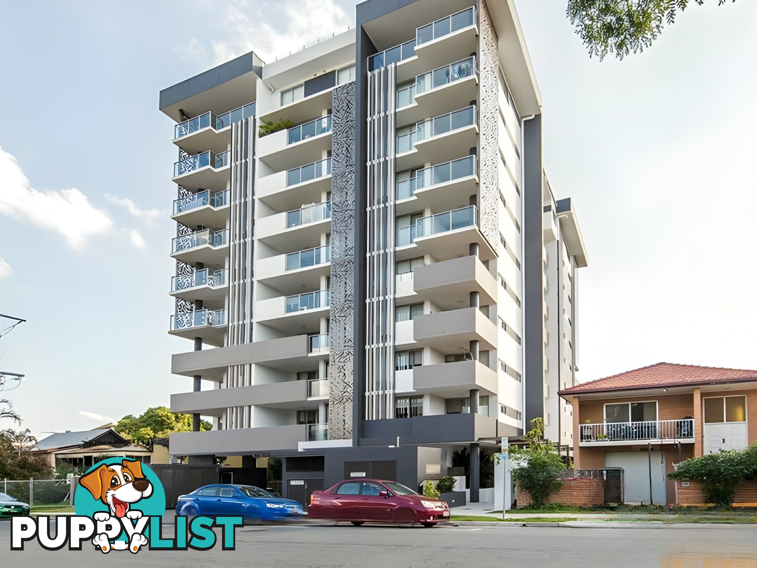 8/17 Carl Street WOOLLOONGABBA QLD 4102