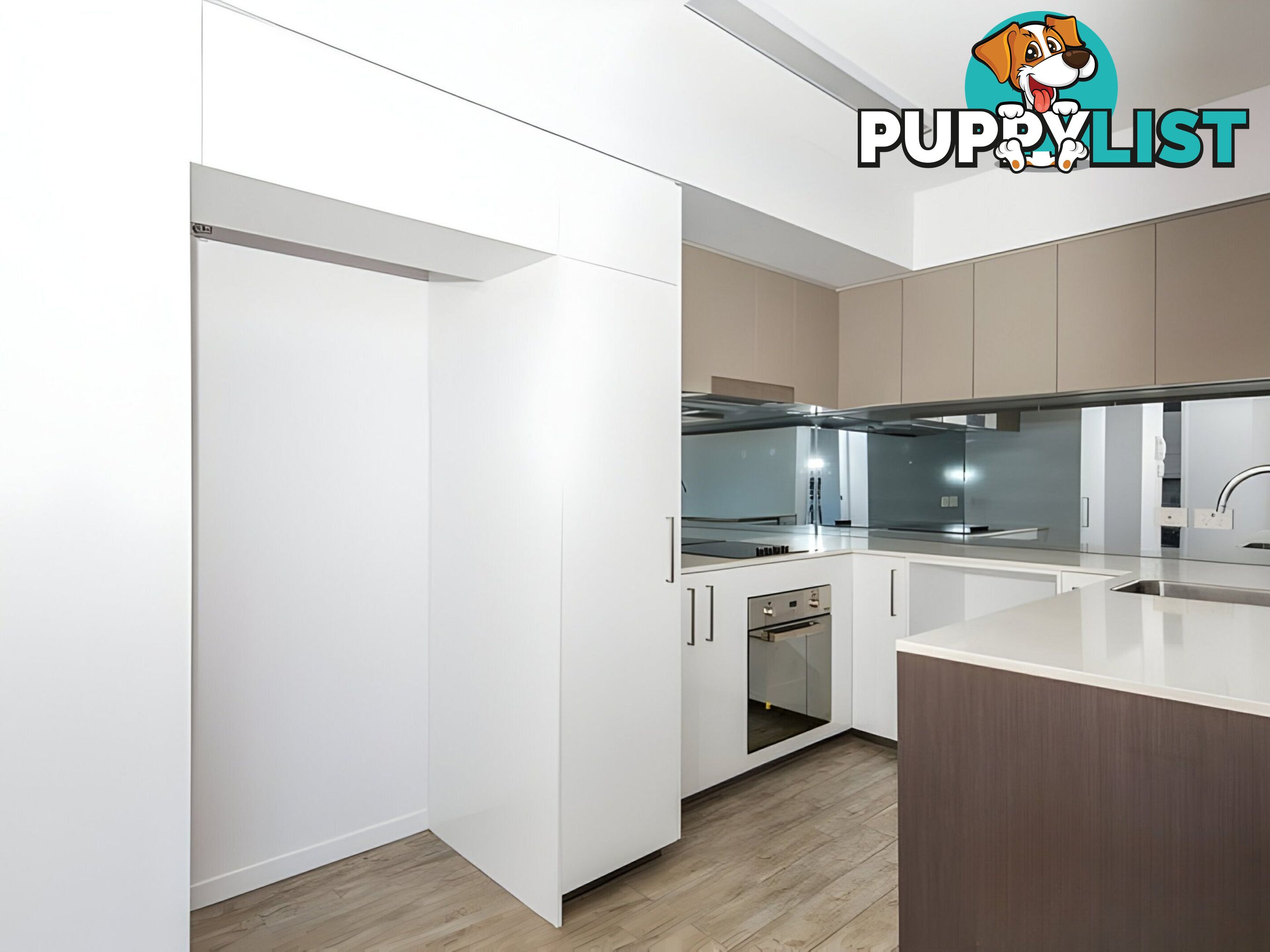 8/17 Carl Street WOOLLOONGABBA QLD 4102