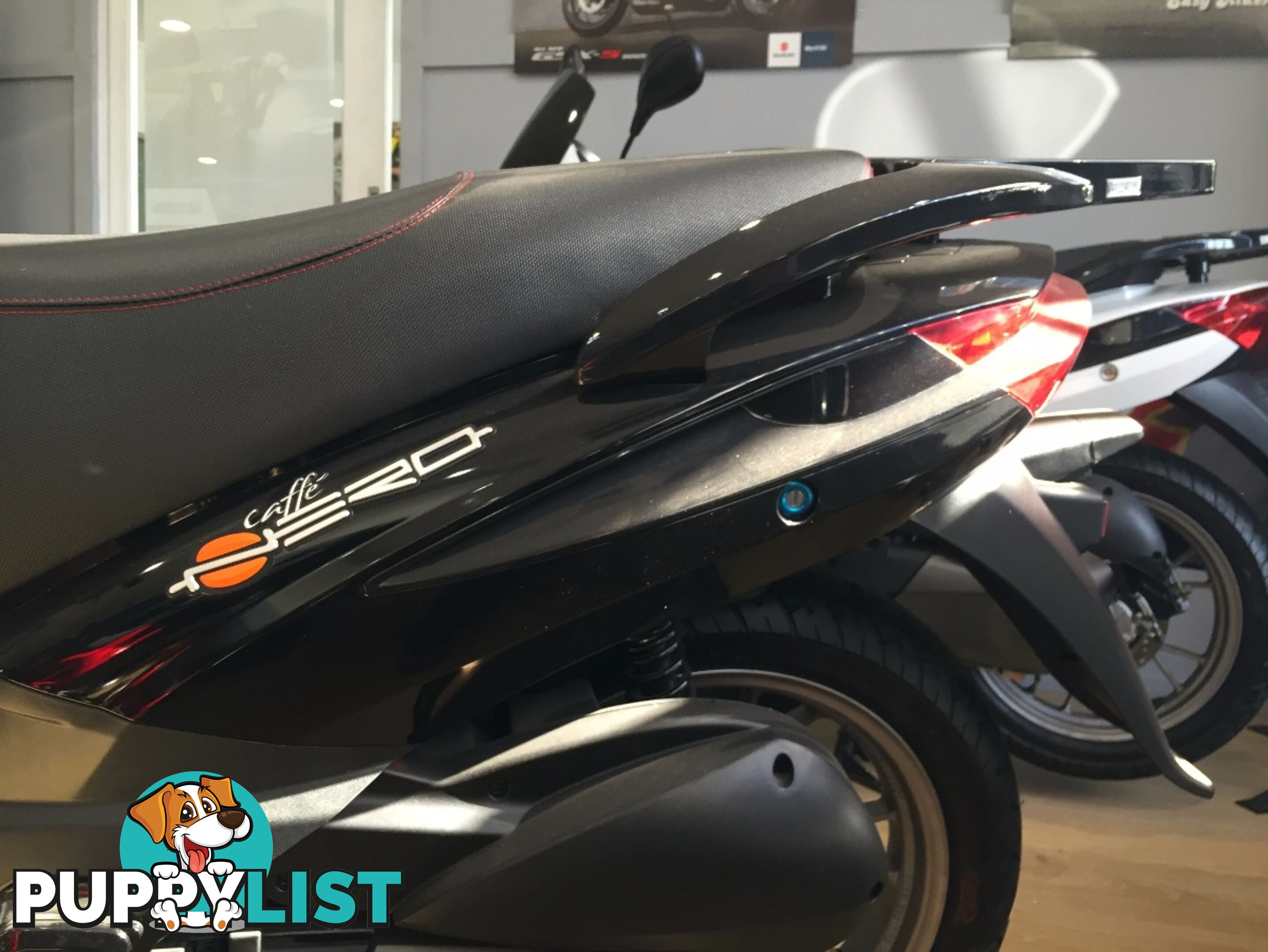 2015 BENELLI CAFFENERO 150CC SCOOTER