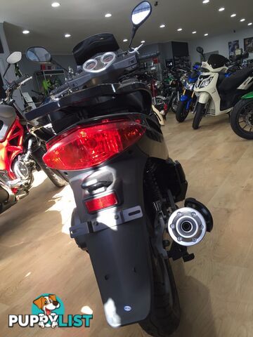 2015 BENELLI CAFFENERO 150CC SCOOTER