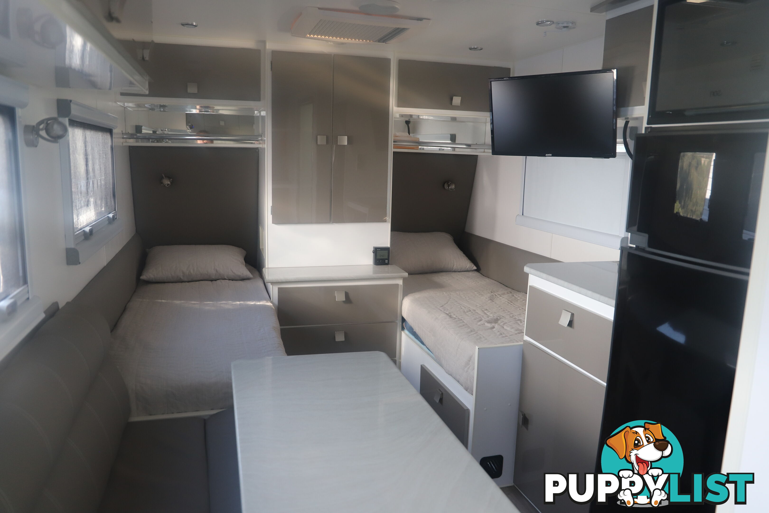 2019 Essential Caravans Grant Cruiser - Single Beds!