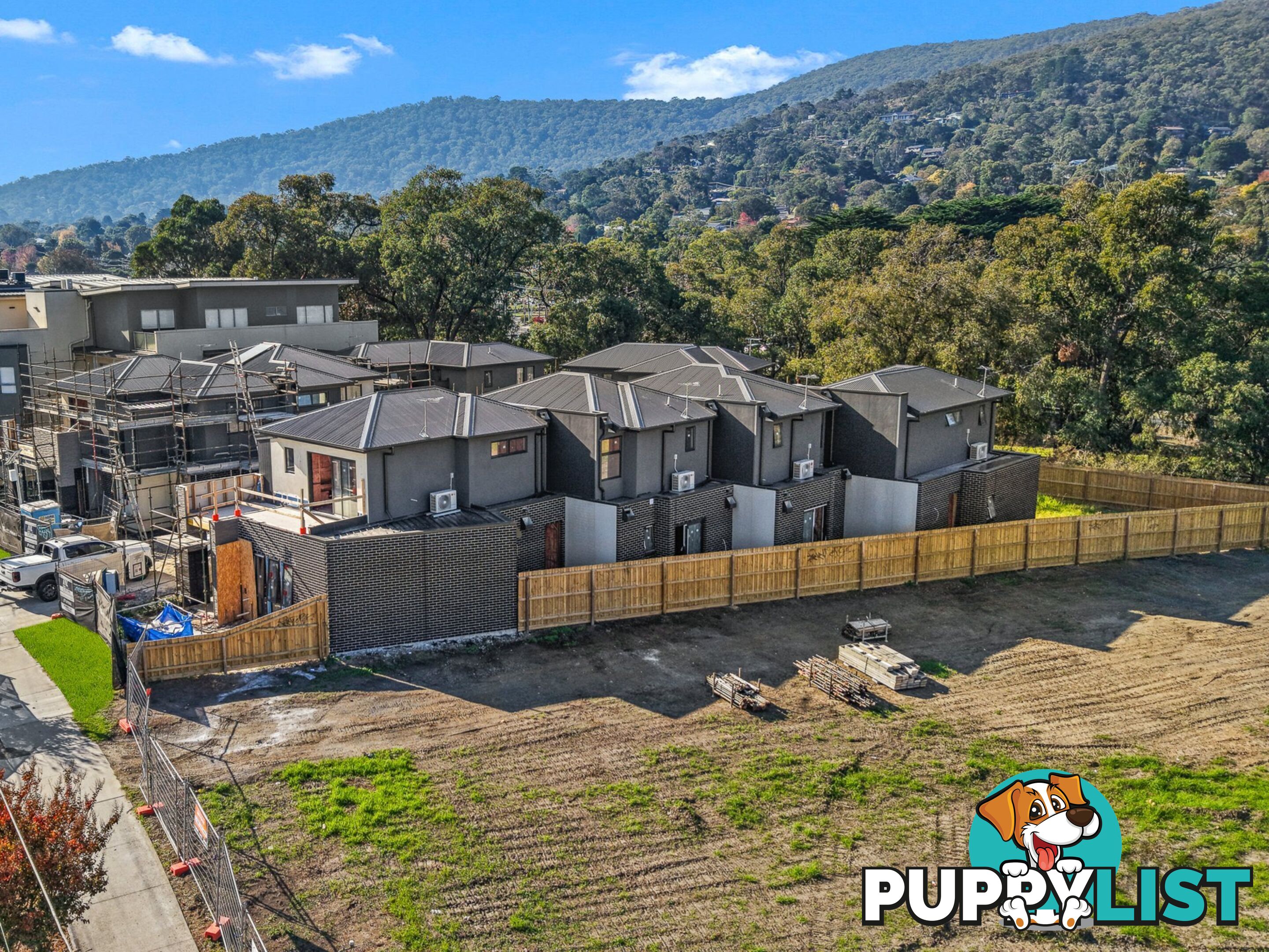 30-32 Station Street FERNTREE GULLY VIC 3156