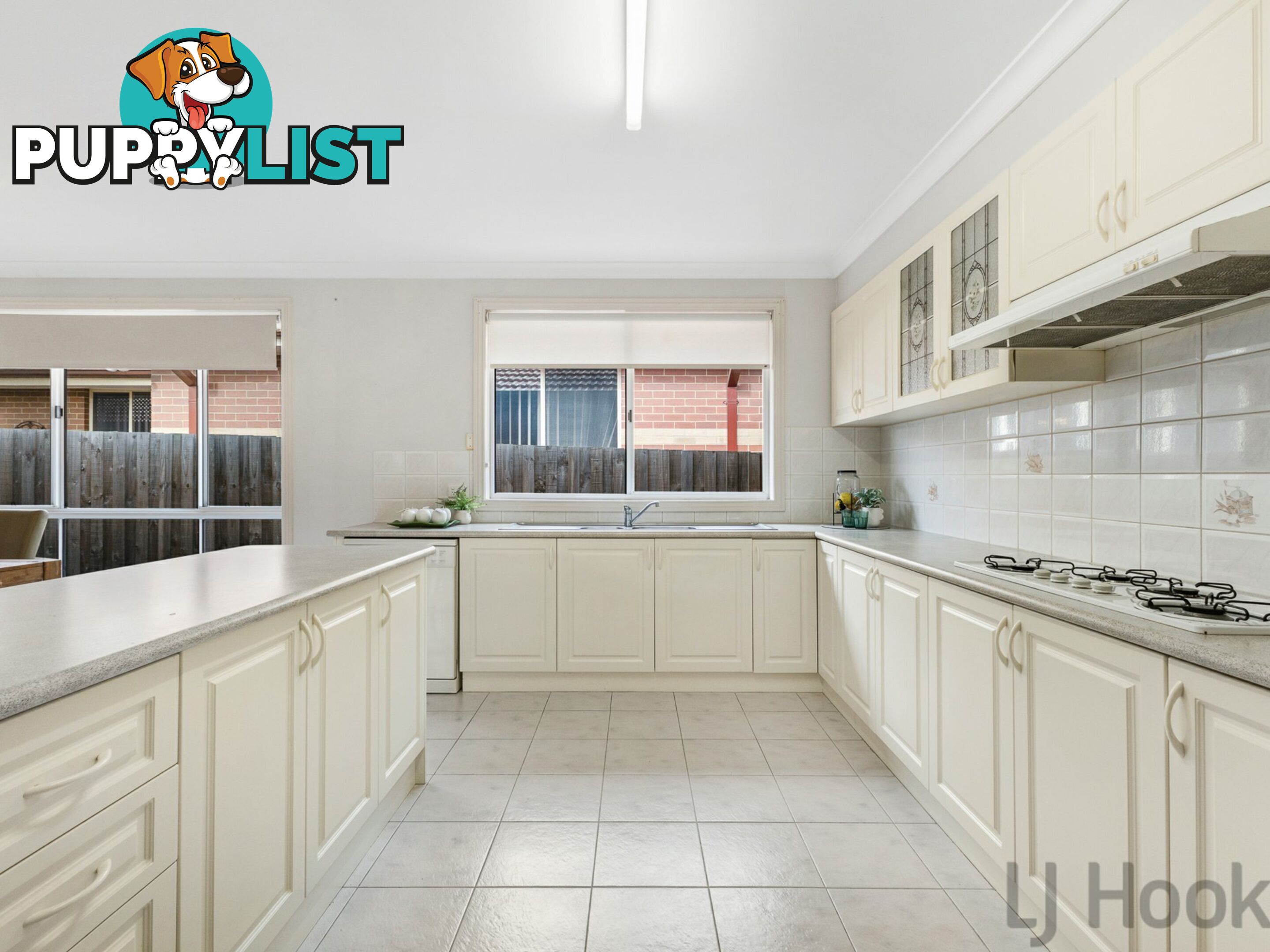 5 Liat Way GREENSBOROUGH VIC 3088