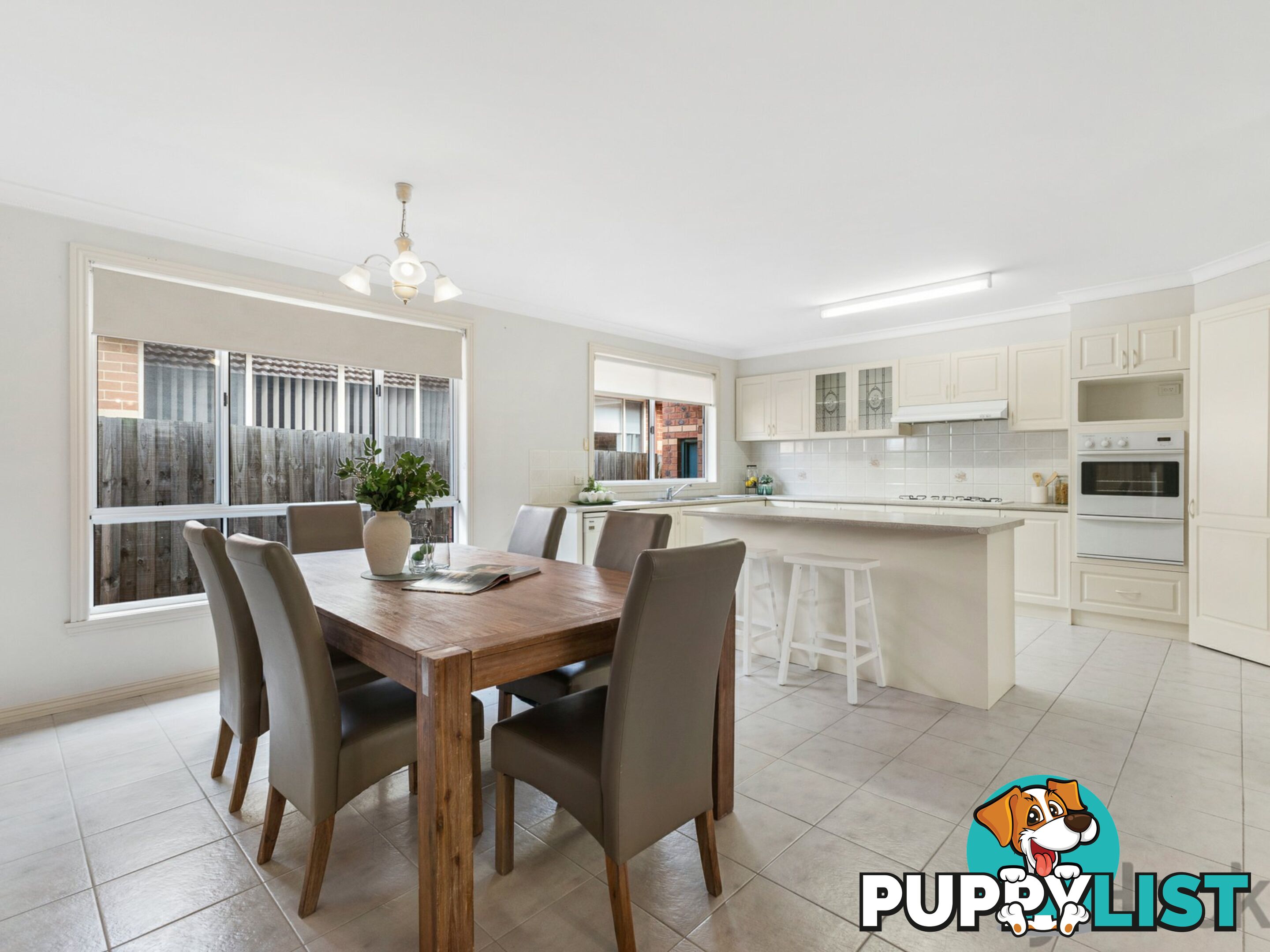 5 Liat Way GREENSBOROUGH VIC 3088