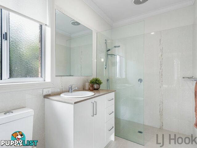 5 Liat Way GREENSBOROUGH VIC 3088