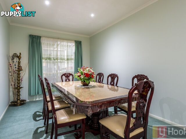 35 Gearon Avenue ROWVILLE VIC 3178