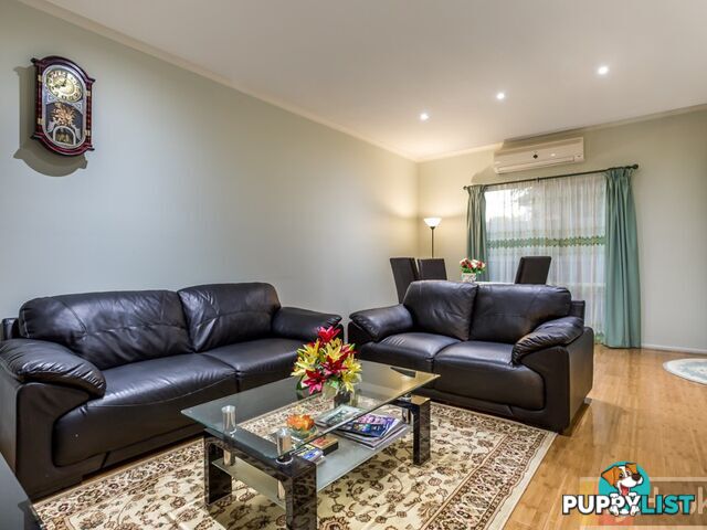 35 Gearon Avenue ROWVILLE VIC 3178