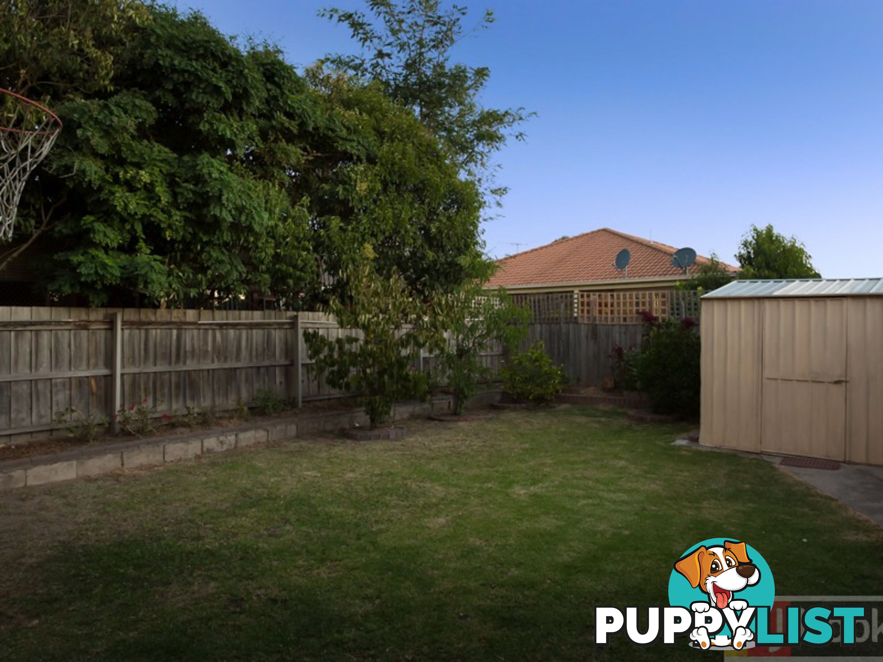 35 Gearon Avenue ROWVILLE VIC 3178