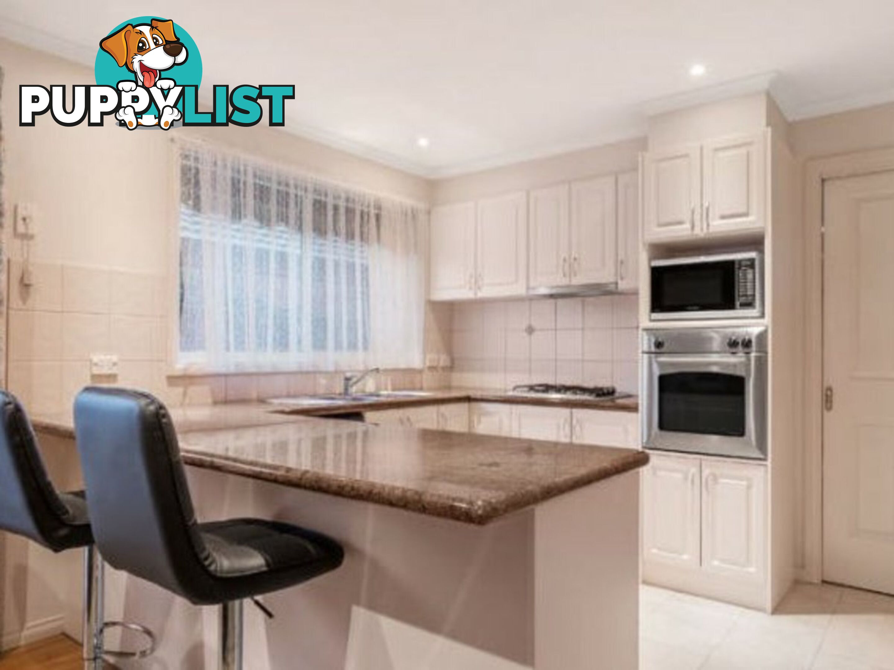 2/7 Leo Close WANTIRNA SOUTH VIC 3152