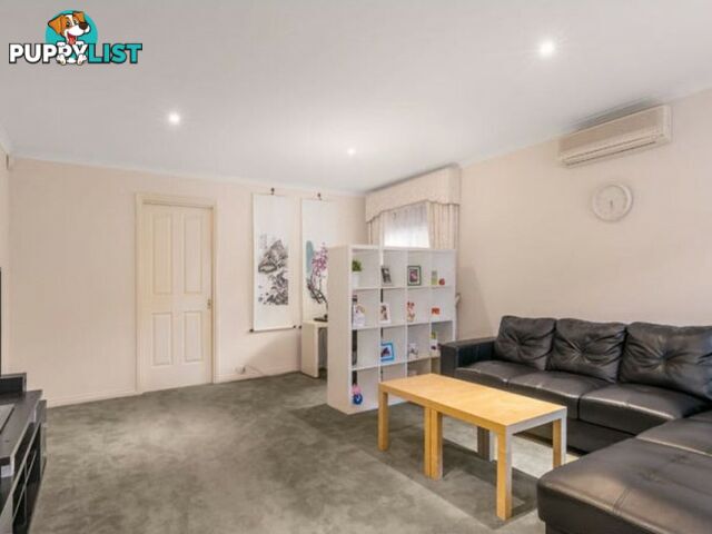 2/7 Leo Close WANTIRNA SOUTH VIC 3152
