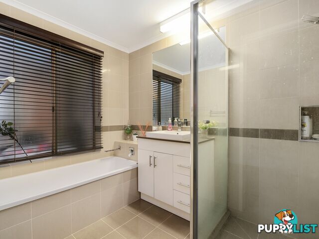 80-82 Kennington Park Drive ENDEAVOUR HILLS VIC 3802