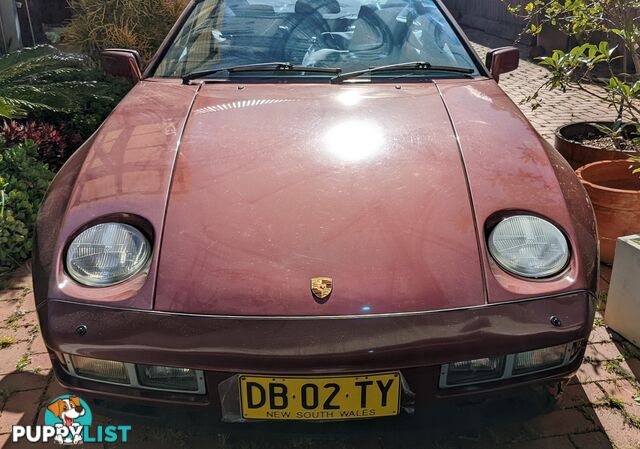 1985 Porsche 928 Coupe Automatic