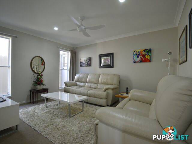 35 Burnett Drive HOLMVIEW QLD 4207