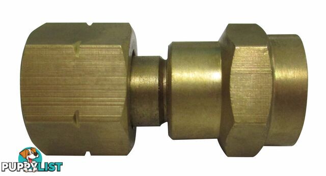 Gasmate Converts A 3/8" BSP Outlet to A Primus Type Cylinder Outlet