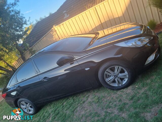 2012 Hyundai I45 ACTIVE YF - BRAND NEW Engine with 12-month warranty, only 139,300kms WARNBRO