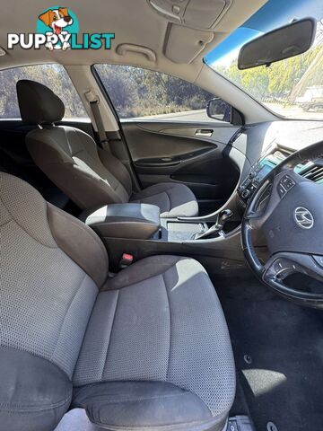 2012 Hyundai I45 ACTIVE YF - BRAND NEW Engine with 12-month warranty, only 139,300kms WARNBRO