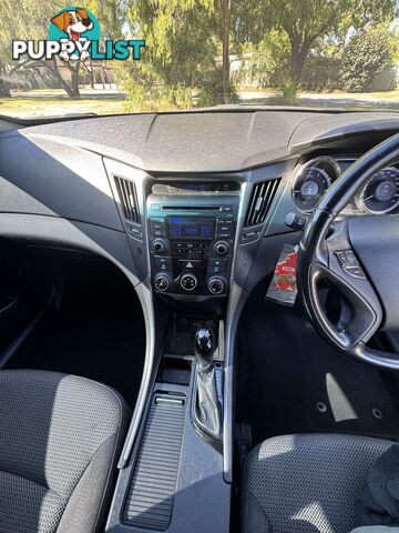 2012 Hyundai I45 ACTIVE YF - BRAND NEW Engine with 12-month warranty, only 139,300kms WARNBRO
