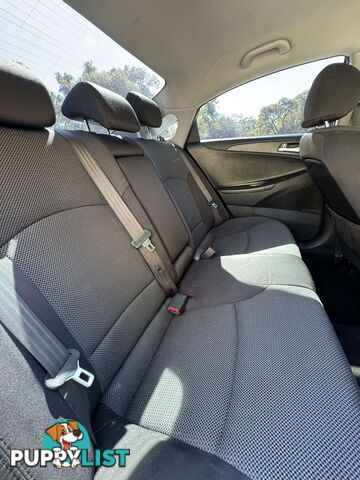 2012 Hyundai I45 ACTIVE YF - BRAND NEW Engine with 12-month warranty, only 139,300kms WARNBRO