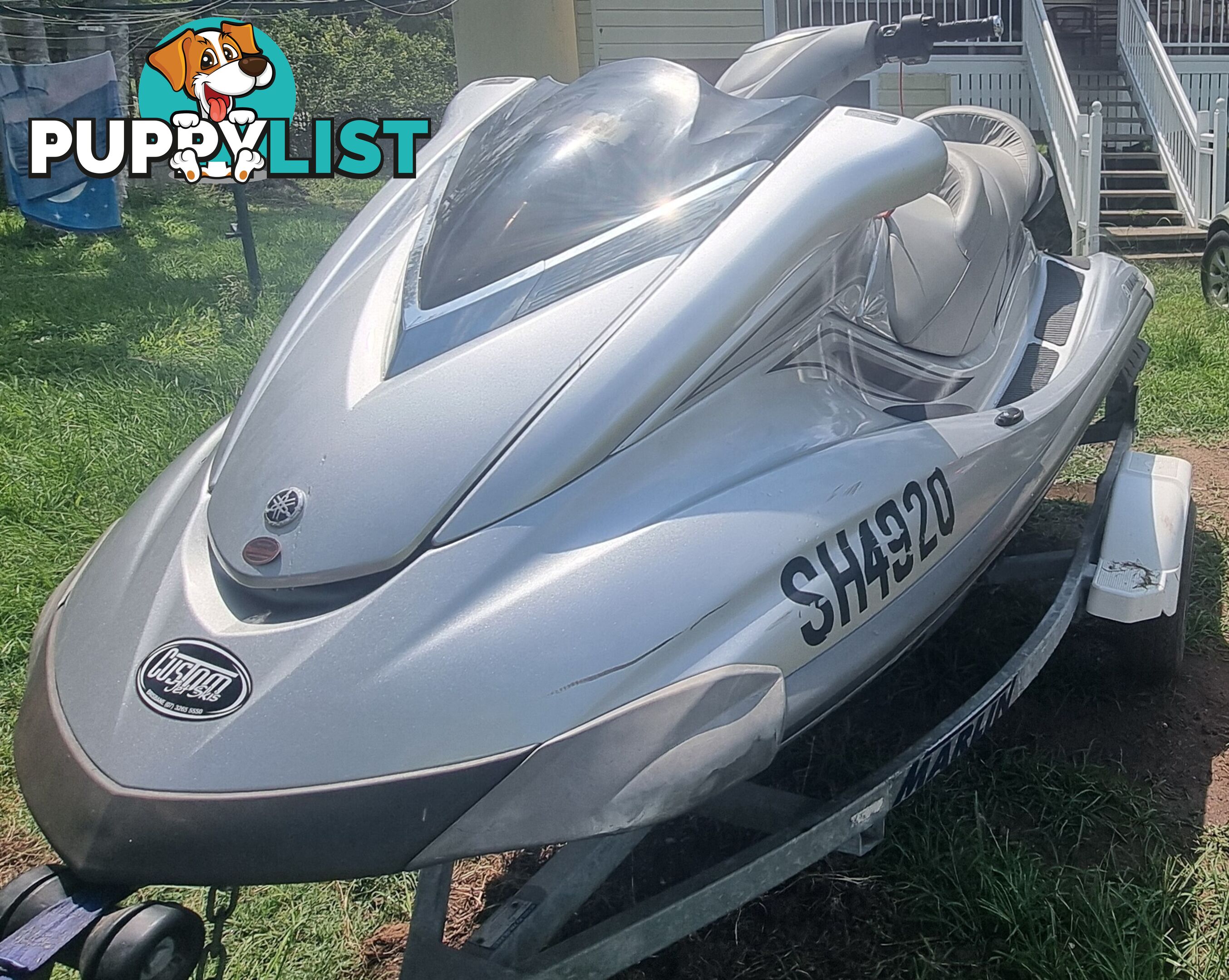 Yamaha waverunner