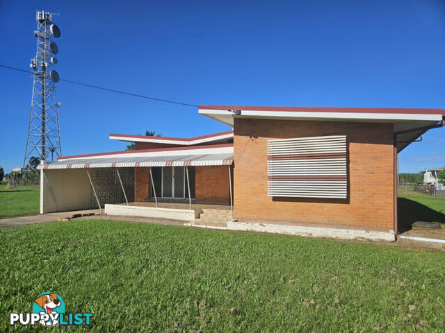 48 Macrossan Street Halifax QLD 4850