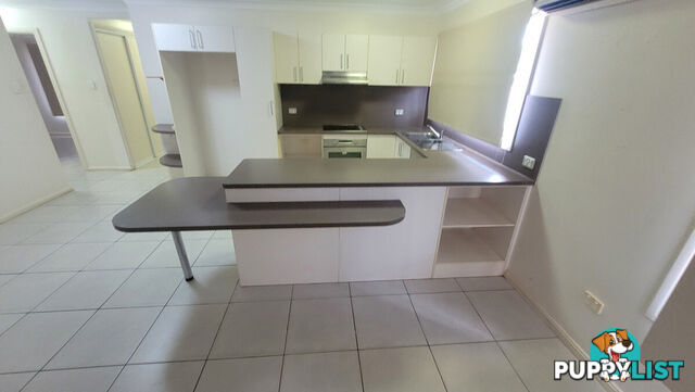 2 37 Lynn Street Ingham QLD 4850