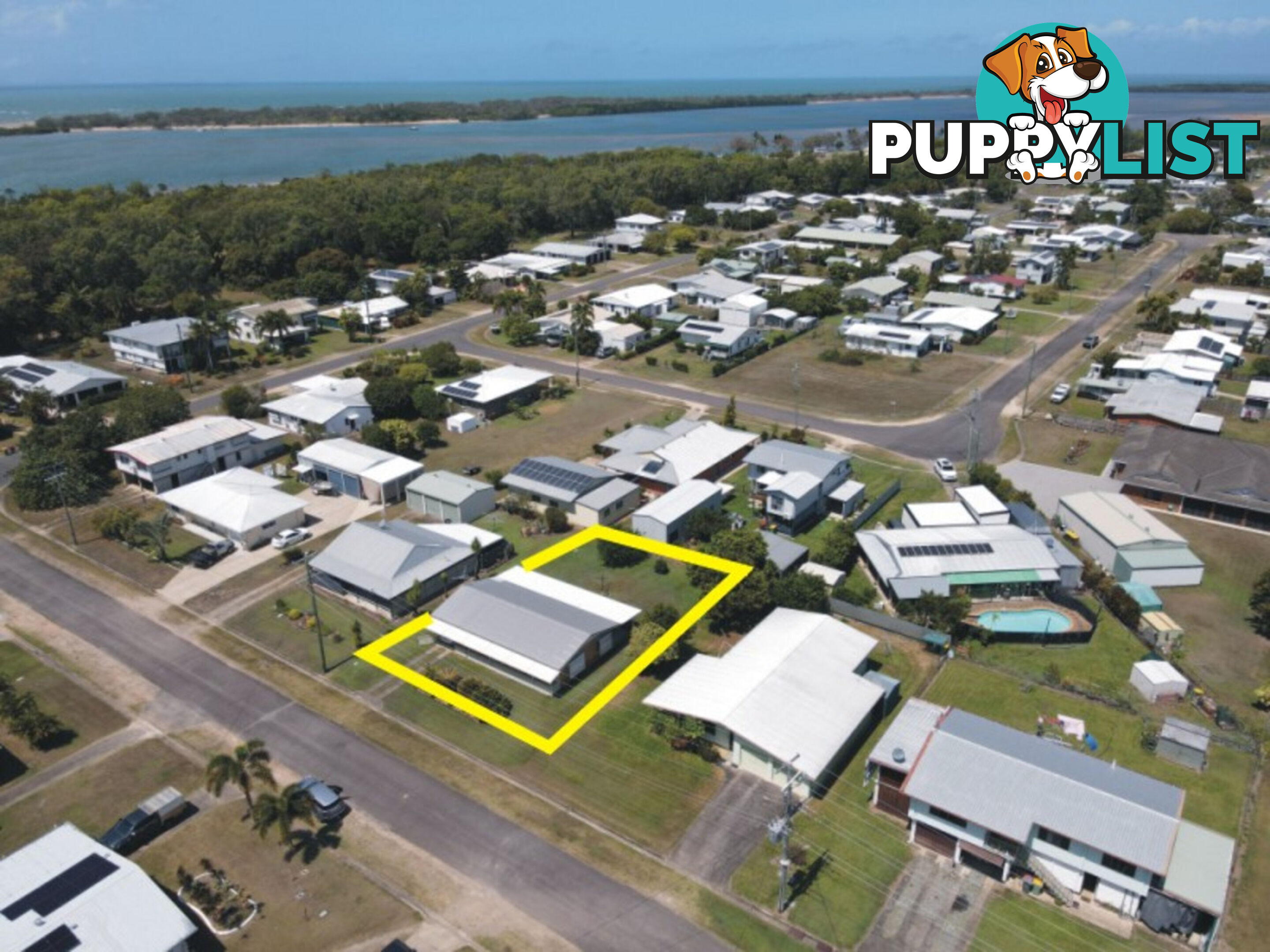 8 Herring Street Taylors Beach QLD 4850