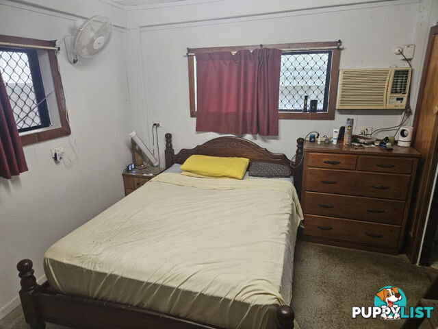 14 Macrossan Street Halifax QLD 4850