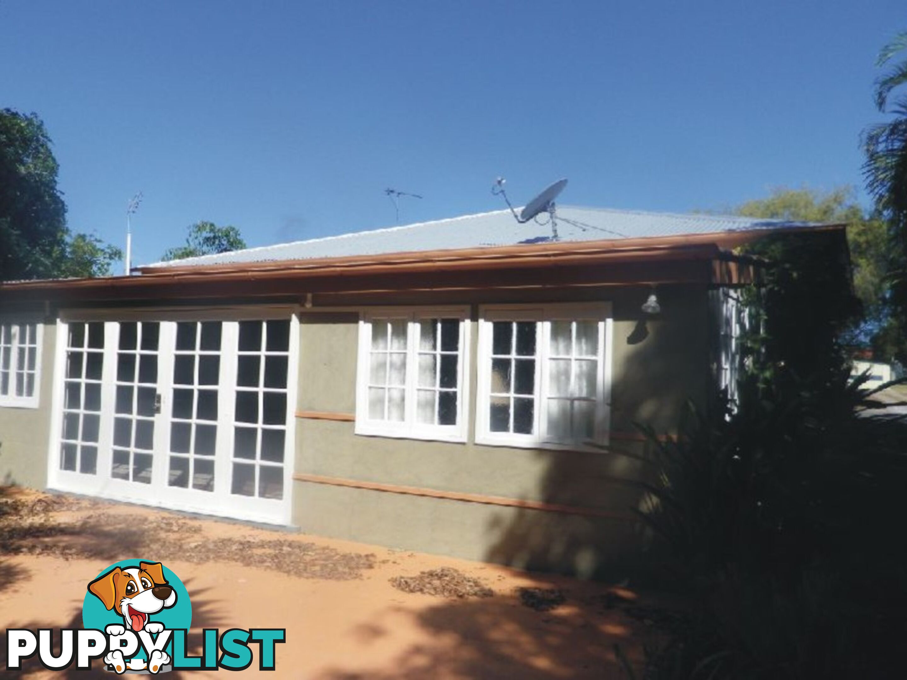 11 Warren Street Ingham QLD 4850