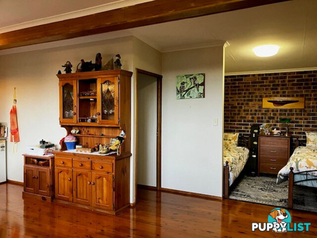 4 Lennox Crescent Paluma QLD 4816
