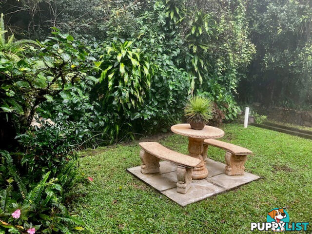 4 Lennox Crescent Paluma QLD 4816