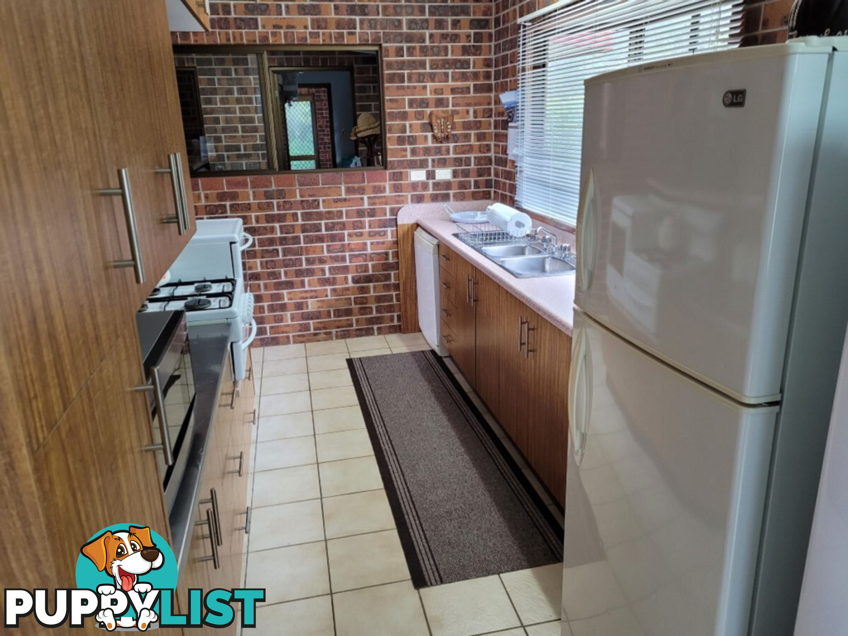 4 Lennox Crescent Paluma QLD 4816