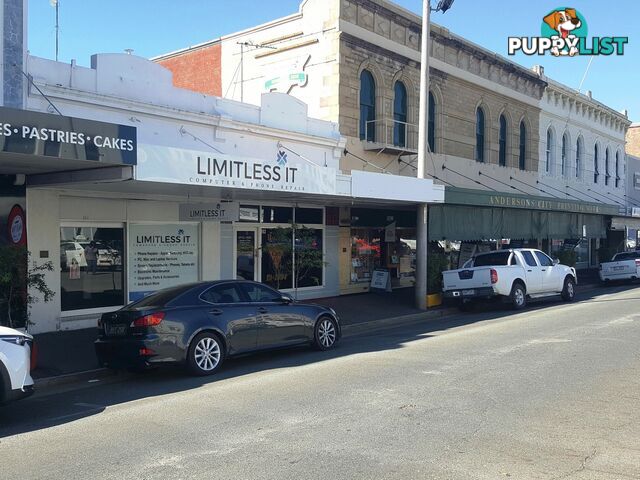 161 East Street ROCKHAMPTON CITY QLD 4700