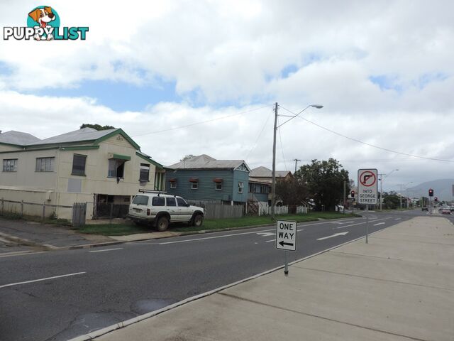 40-44 Albert Street ROCKHAMPTON CITY QLD 4700