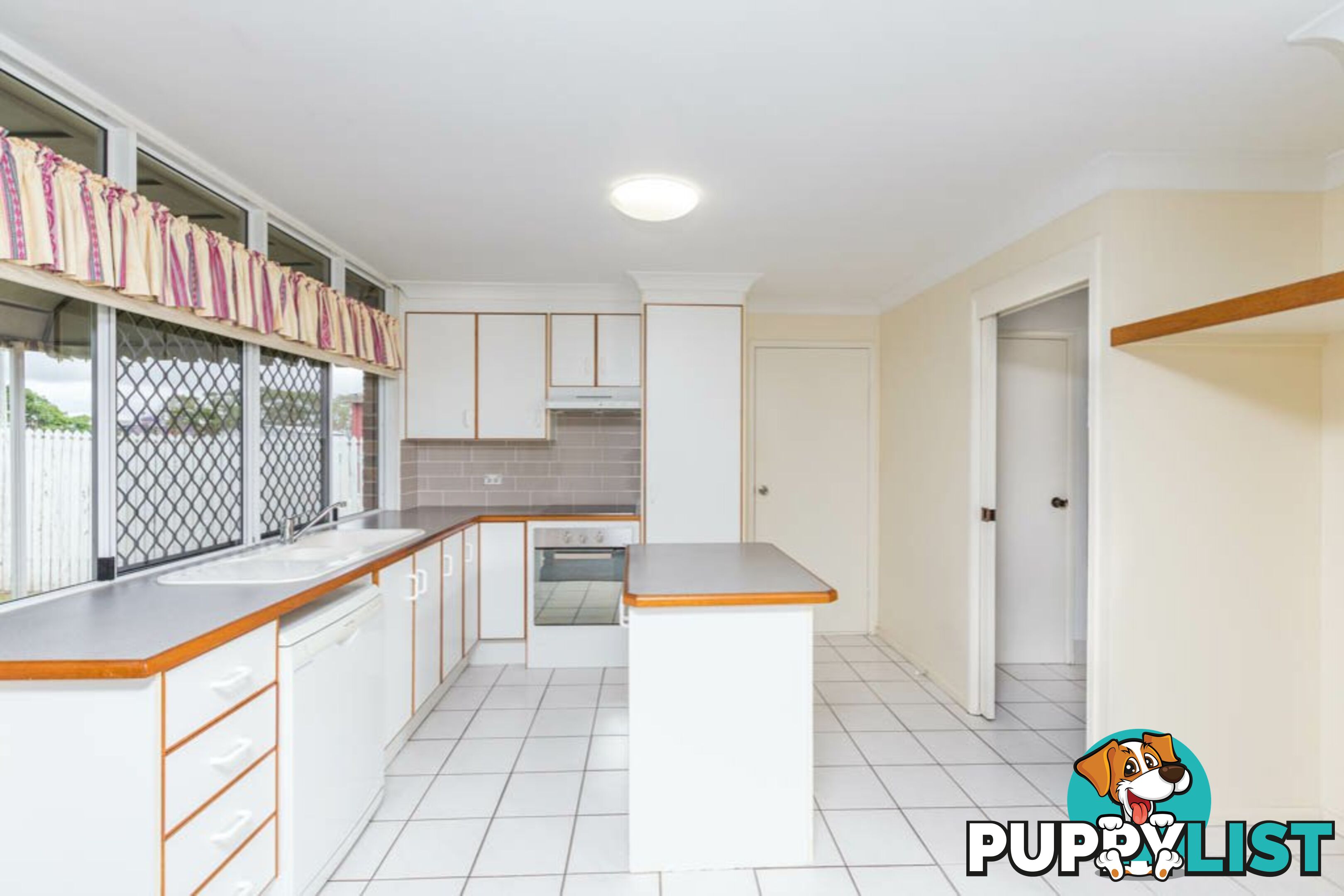 Unit 2/121 park street PARK AVENUE QLD 4701