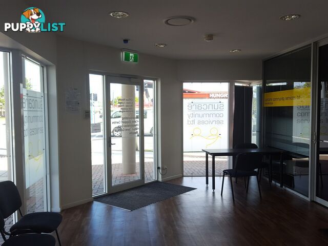 Unit 2/102 Denham Street ROCKHAMPTON CITY QLD 4700